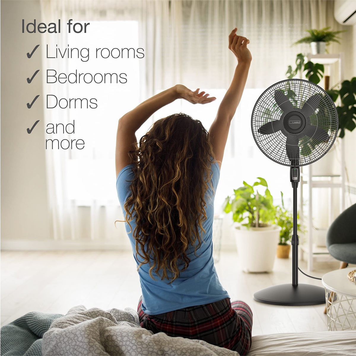 Oscillating Pedestal Fan, Adjustable Height, Remote Control, 4 Speeds, 18", Black M43395